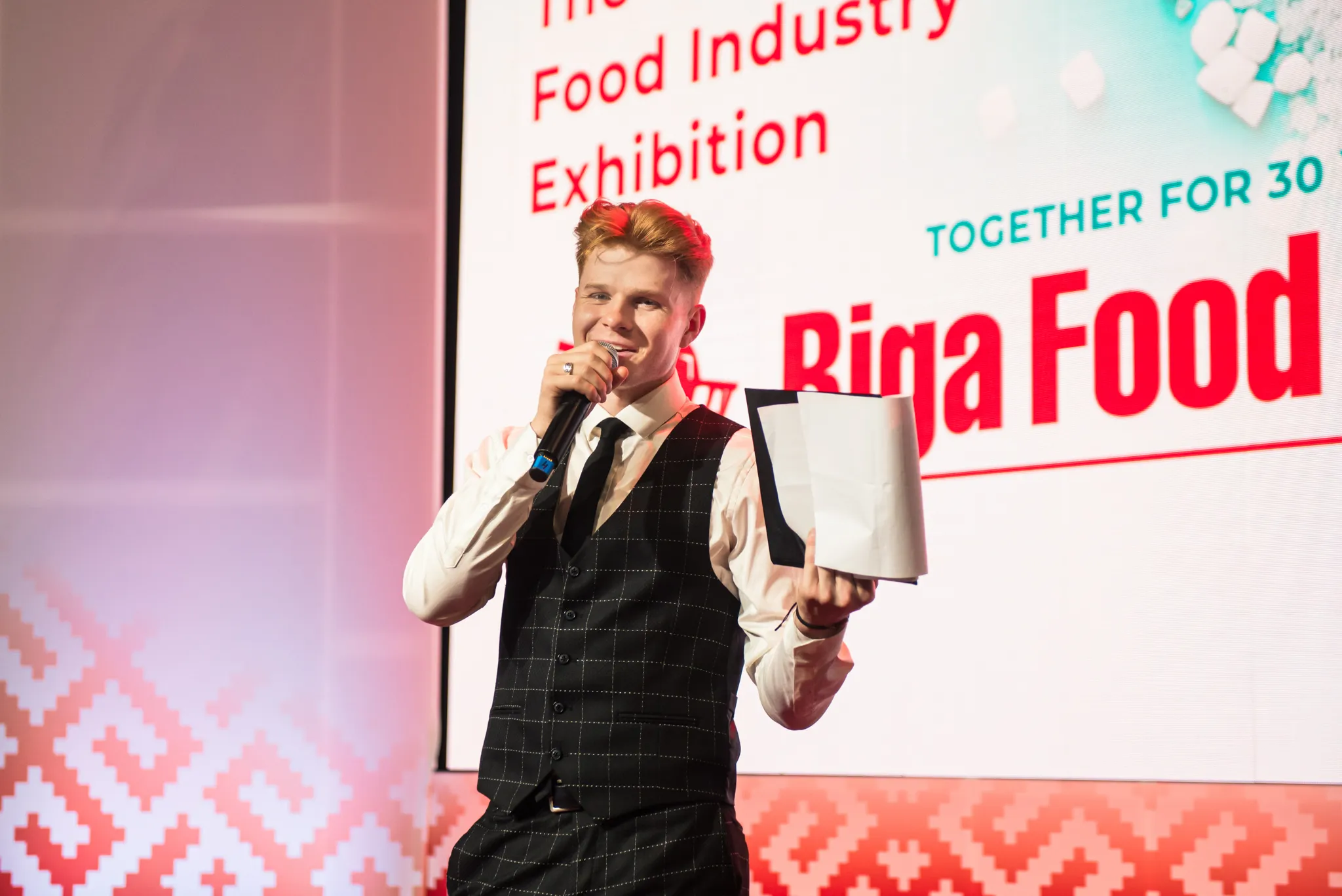 Māris vada Riga Food festivāla pasākumu